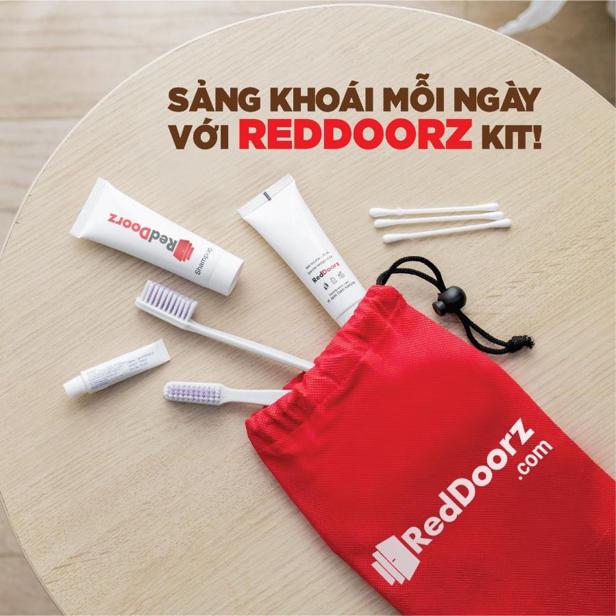 Reddoorz Nam Bac Hotel Phan Dang Luu Phu Nhuan Ciudad Ho Chi Minh  Exterior foto