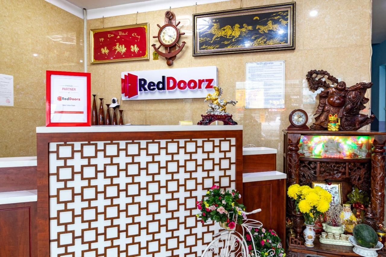 Reddoorz Nam Bac Hotel Phan Dang Luu Phu Nhuan Ciudad Ho Chi Minh  Exterior foto