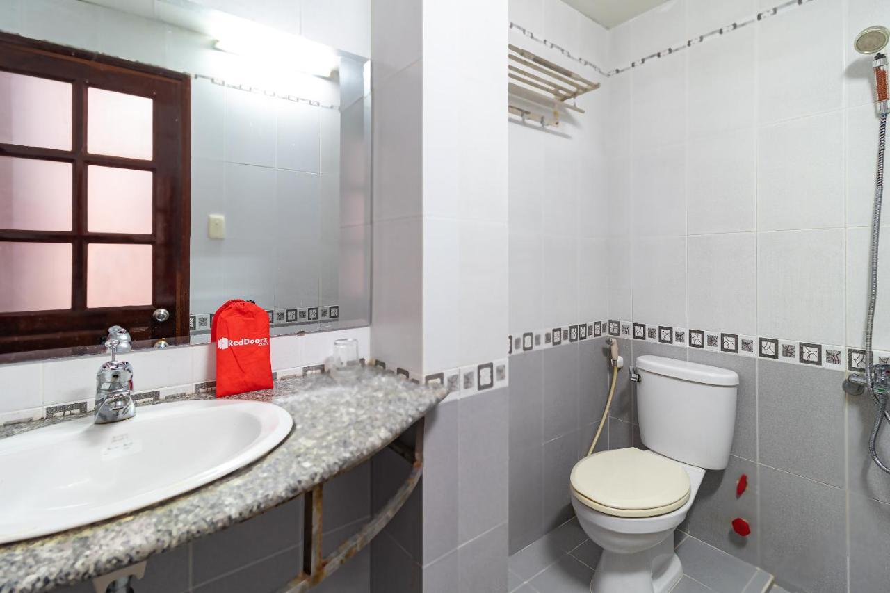 Reddoorz Nam Bac Hotel Phan Dang Luu Phu Nhuan Ciudad Ho Chi Minh  Exterior foto